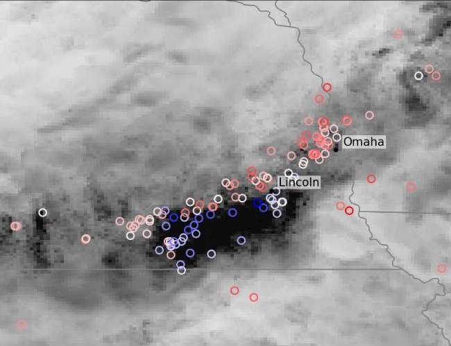 RE-FOCUS, on its own: the night's maximum gusts, with the storm reports marked